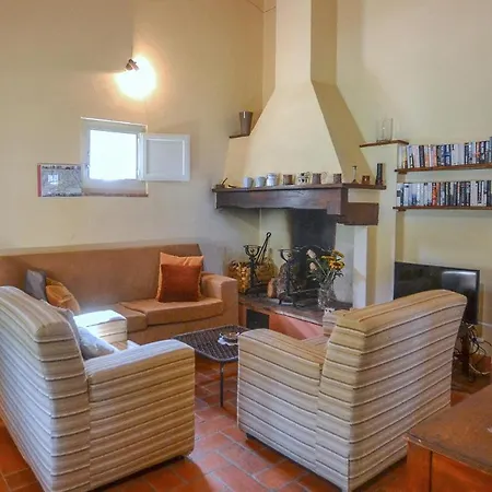 Holiday home Lovely In